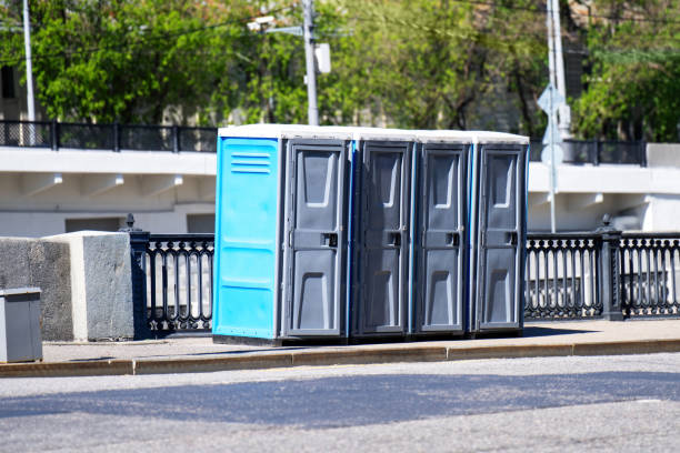 Portable Toilet Options We Offer in Delavan Lake, WI